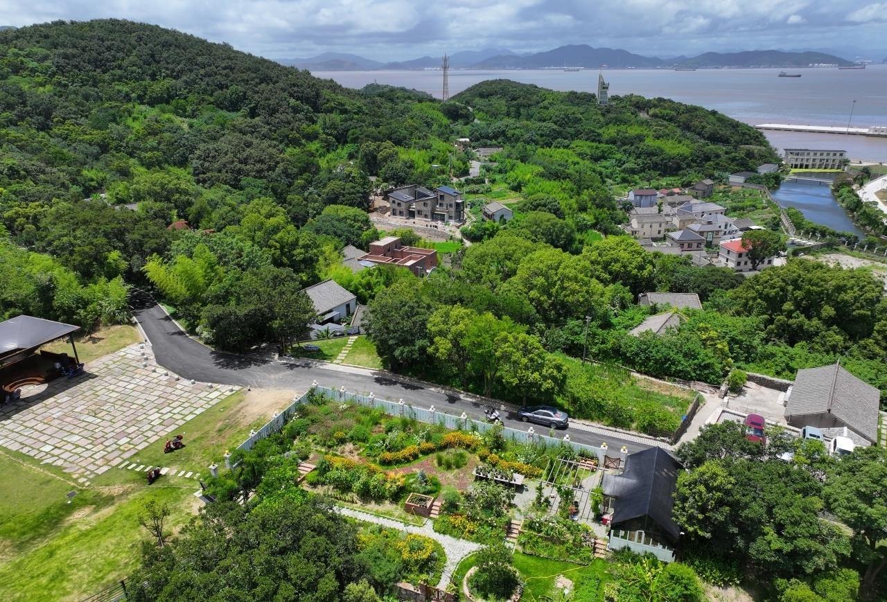 1.【航拍】黄沙风景照 (2).jpg