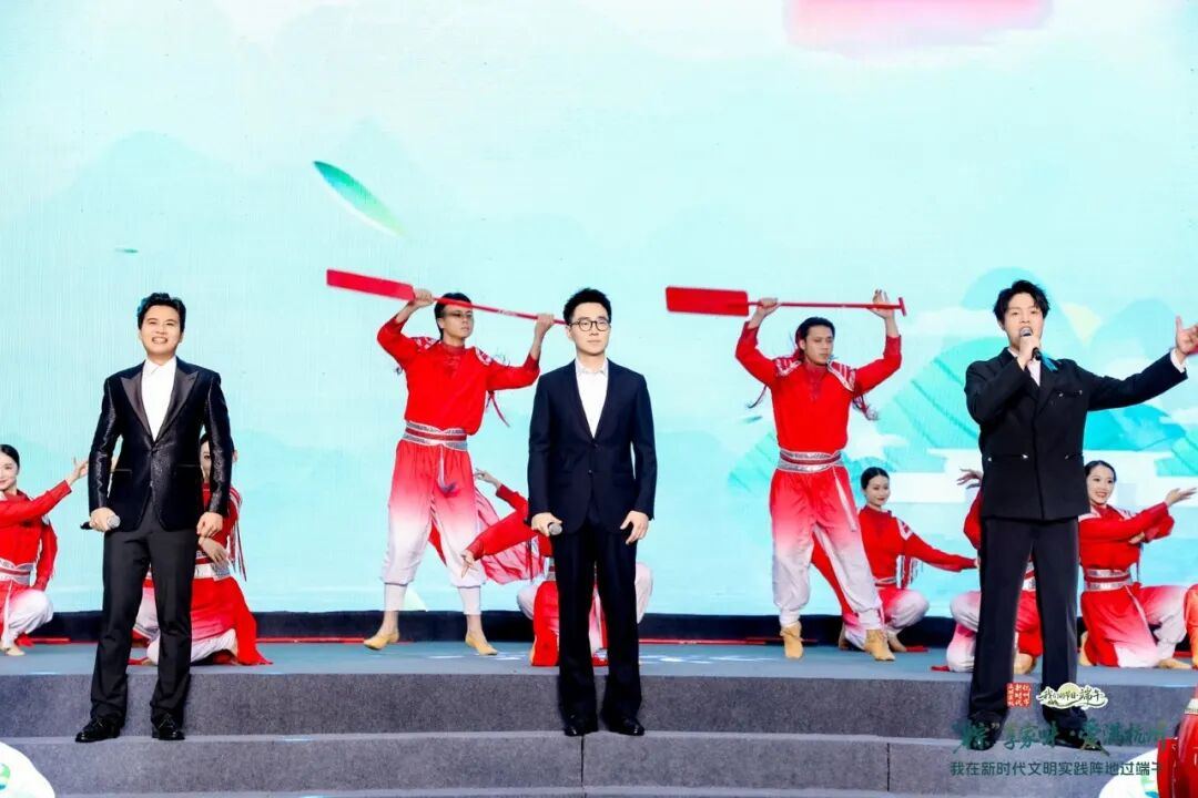 2067966941946855425.jpg 图片