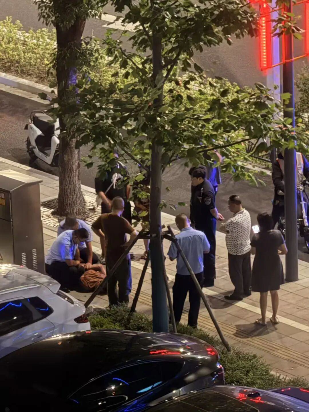 邢兴旺女友拍下的照片.jpg