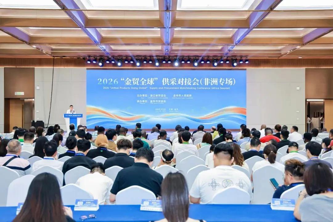 2083465156850814976.webp 图片
