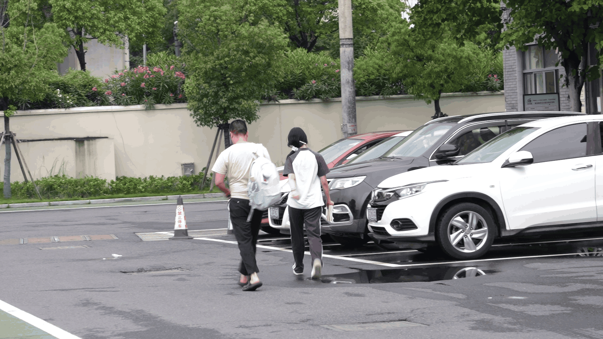 2026-08-05T13_09_45.544Z-94779.gif
