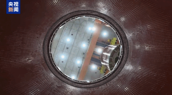 2107268168358498304.gif