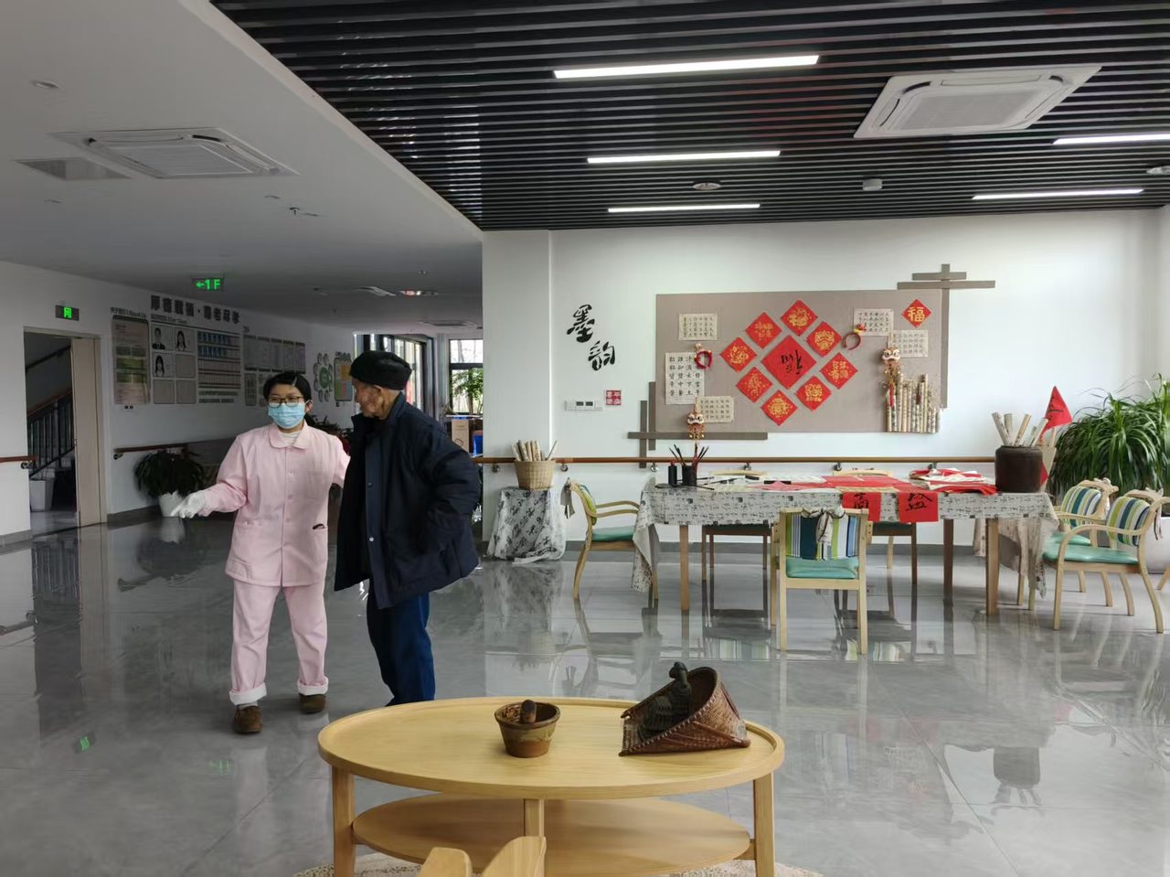 2043593704320528384.jpg 0514975f6b6819115a9cd0cd941017e2.jpg