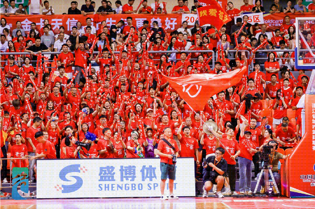 1962661155058999296.gif 图片