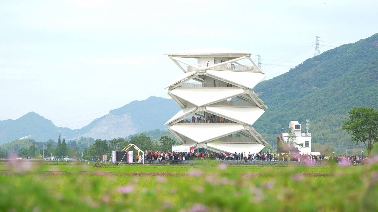 万亩方成网红景区 图据共享联盟.jpeg