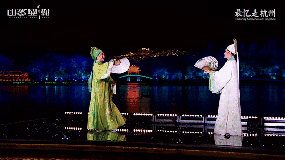 1983705067890401280.gif 图片