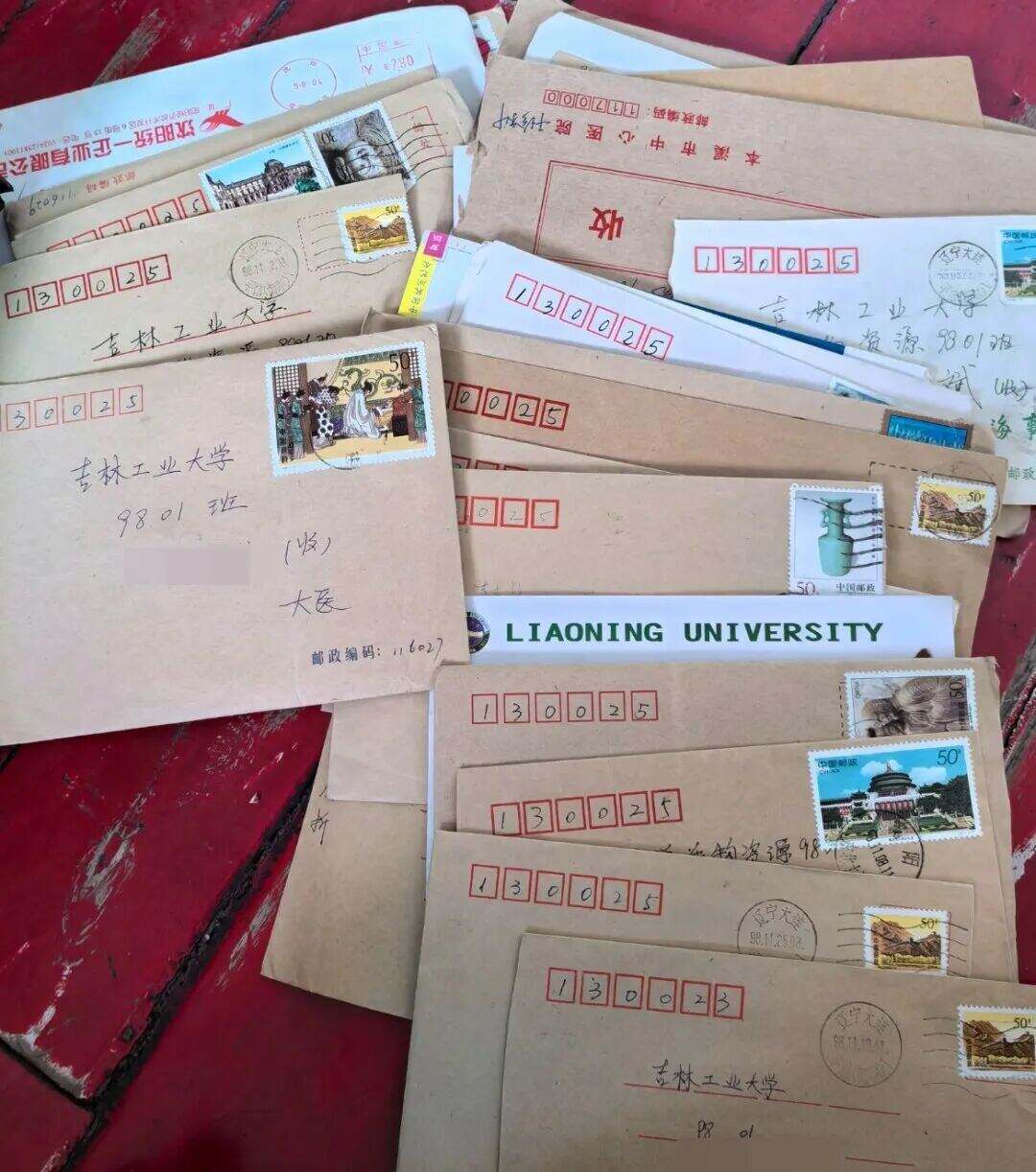 1984068586066403328.jpg 图片