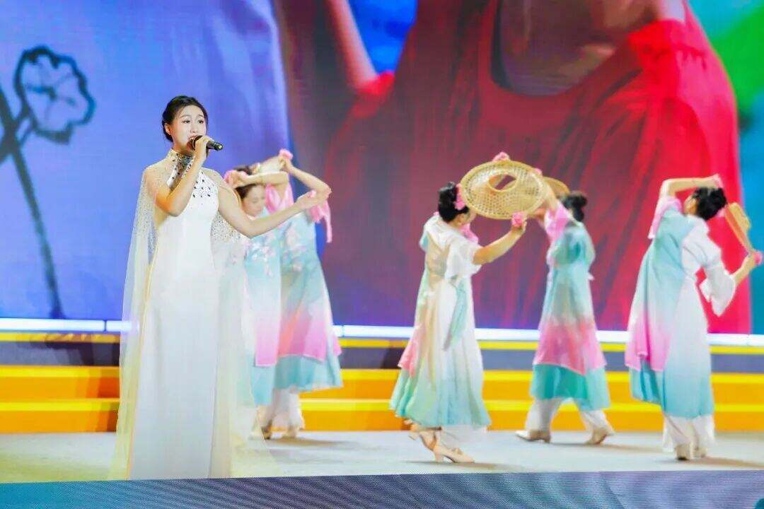 1985880313355558912.jpg 图片