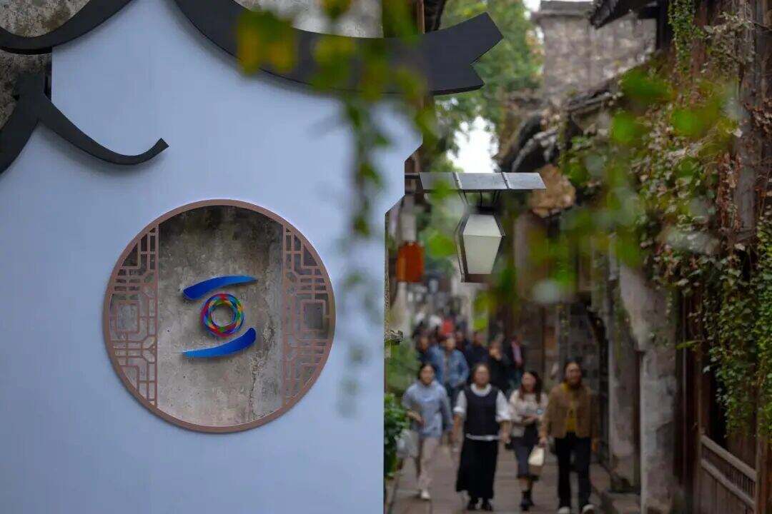 1987699625670205440.jpg 图片