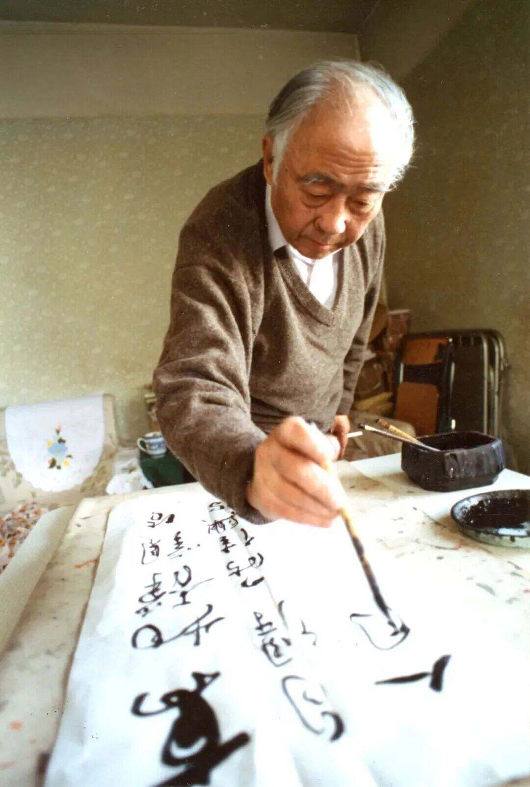 1987700011827191808.jpg 图片