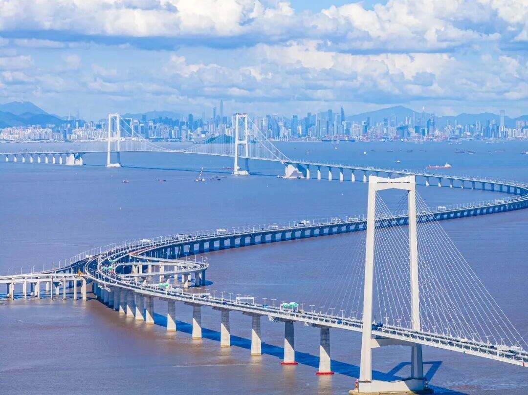 1999299952982863872.jpg 图片