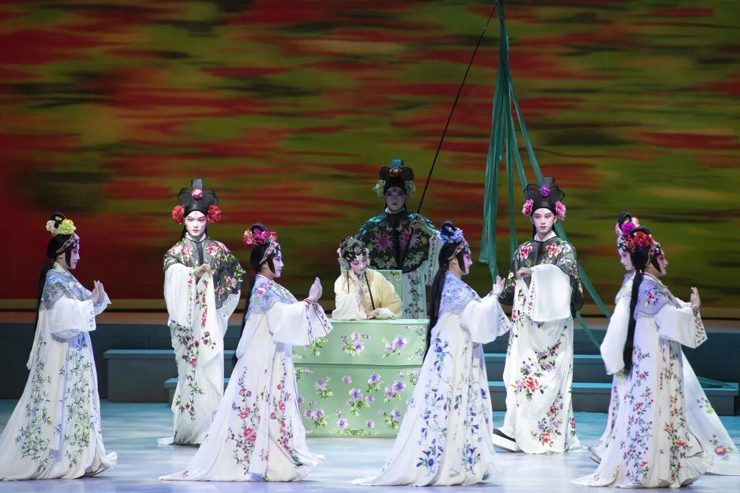 2008014189393477632.jpg 图片