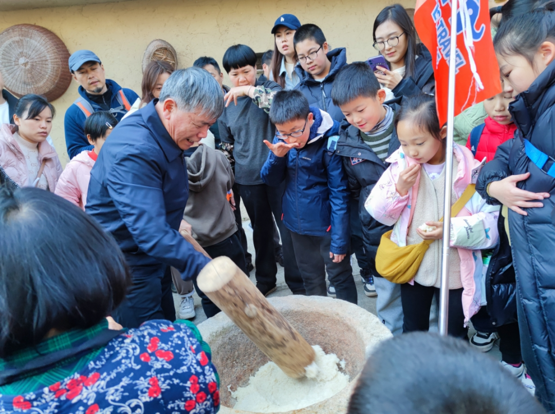 2014896687251640320.png 图片