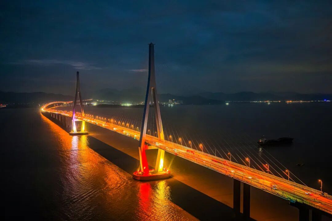 2022872638317056000.jpg 图片