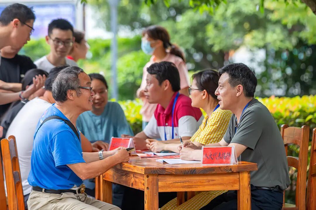 2032257651378671616.jpg 图片