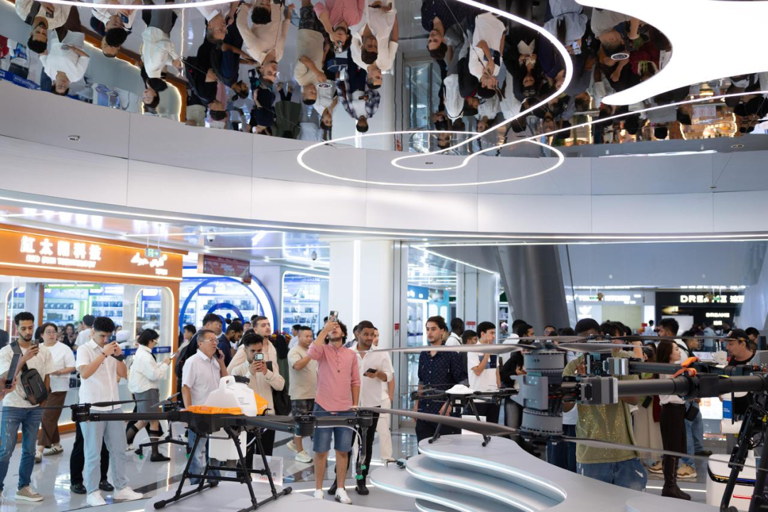 2034820297844060160.png 图片