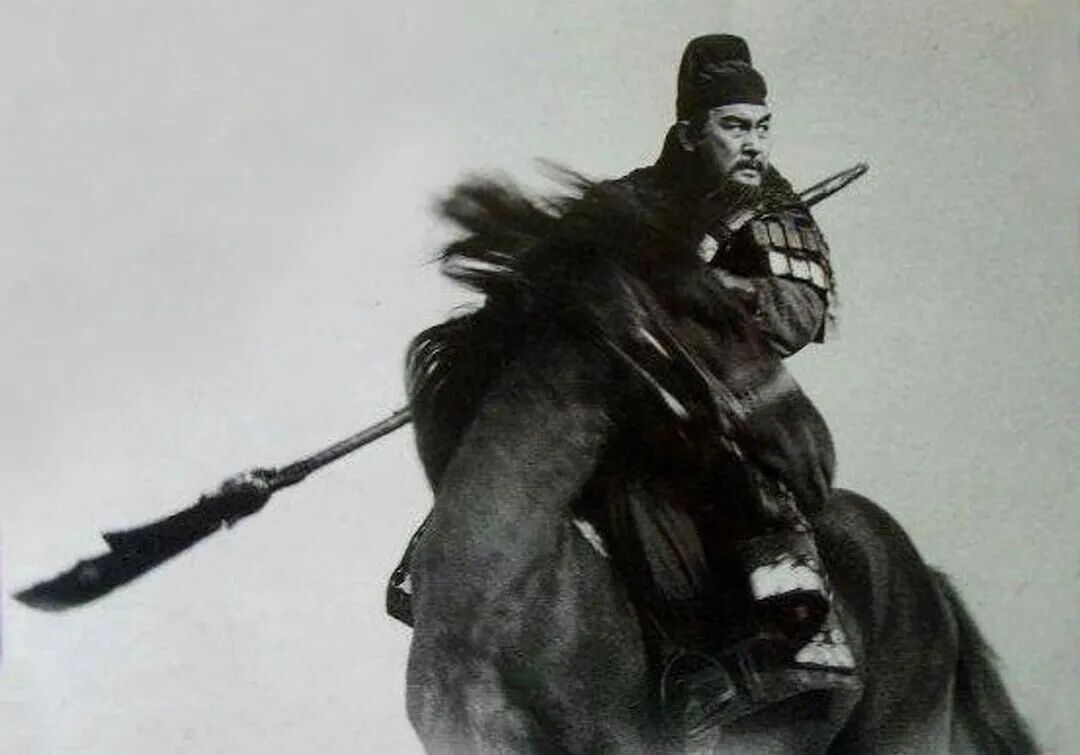 2037329118965526528.jpg 图片