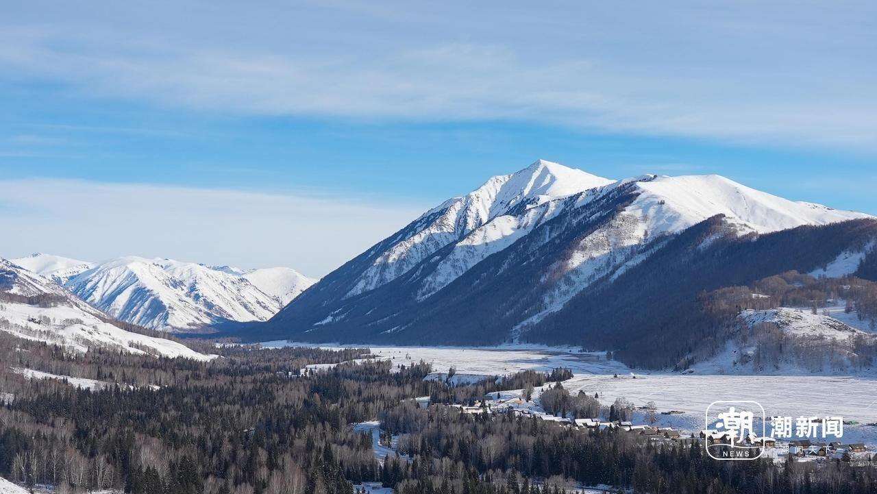 【】3-6 阿勒泰冬景。记者 潘骏 摄.jpg