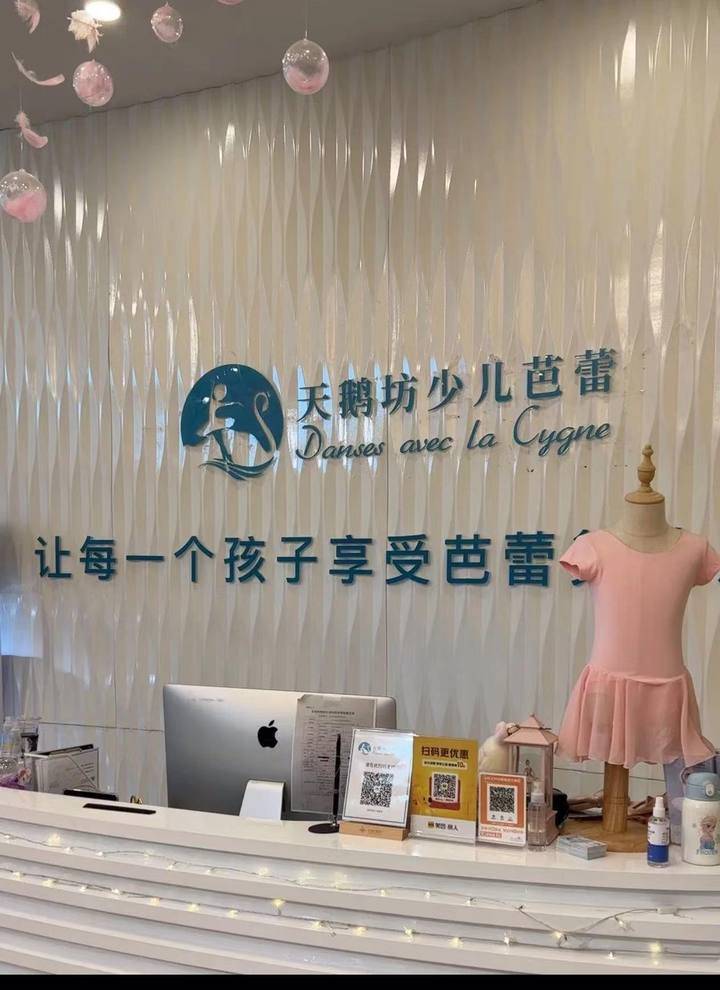 1789972684654919680_720px.jpg