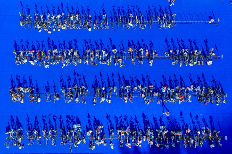 2112064985323474944.jpg