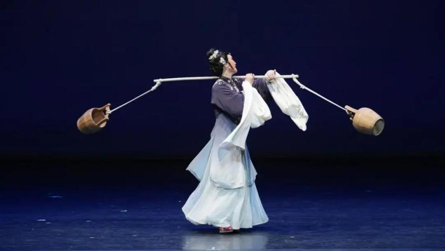 1930116411011608576.png 图片